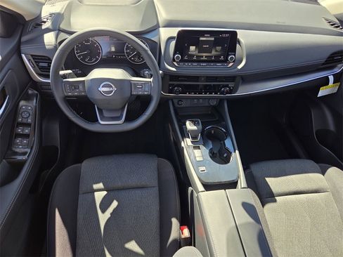 New 2026 Nissan Rogue SV image 6