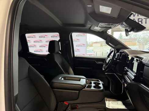 Used 2024 GMC Sierra 1500 SLE image 37