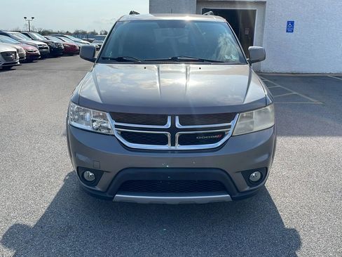 Used 2012 Dodge Journey SXT w/ Flexible Seating Group image 9