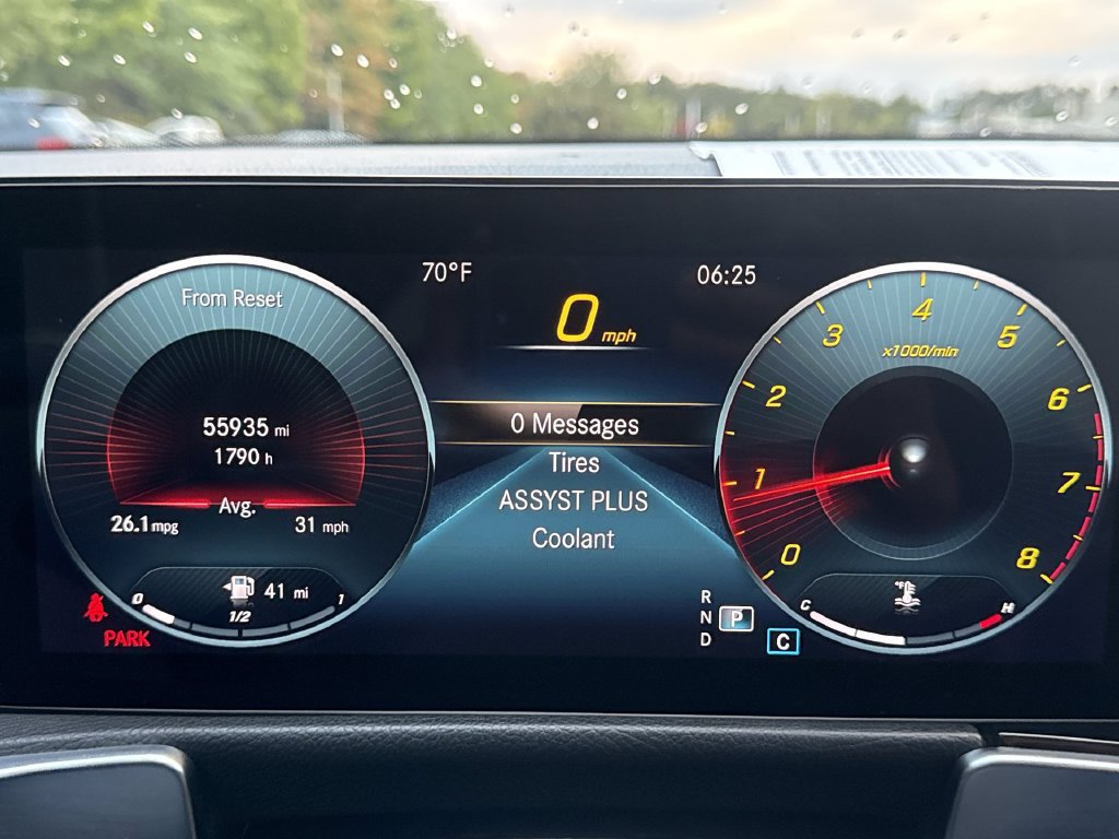 Used 2023 Mercedes-Benz GLB 250 4MATIC w/ AMG Line image 10