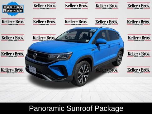 Used 2023 Volkswagen Taos SE w/ Panoramic Sunroof Package AWD/4WD image 3