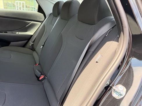 New 2026 Hyundai Elantra SE FWD image 12