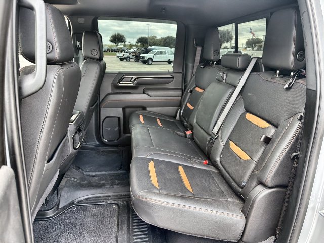 Used 2025 GMC Sierra 2500 AT4 w/ AT4 Premium Plus Package AWD/4WD image 23