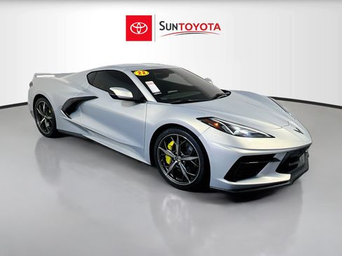 Used 2022 Chevrolet Corvette Stingray Premium Cpe w/ Z51 Performance Package RWD image 1
