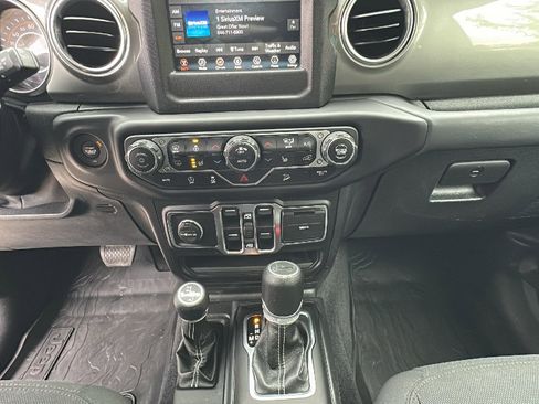 Used 2020 Jeep Wrangler Unlimited Sahara w/ Cold Weather Group image 20