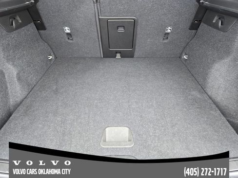 Certified 2025 Volvo XC40 B5 Core AWD/4WD image 26