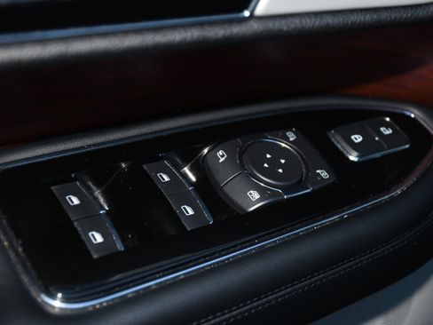 Used 2021 Lincoln Navigator L Reserve image 11