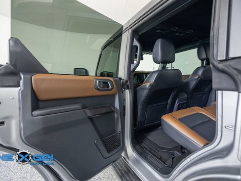 Used 2024 Ford Bronco Outer Banks AWD/4WD image 29