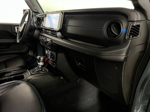 Used 2024 Jeep Wrangler Unlimited Rubicon 4xe image 34