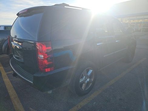 Used 2013 Chevrolet Tahoe LTZ image 3