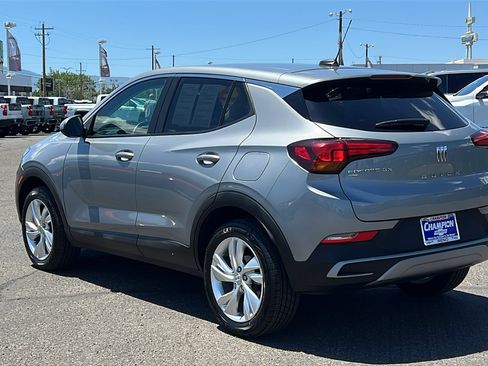 Used 2024 Buick Encore GX Preferred w/ Comfort Package AWD/4WD image 7