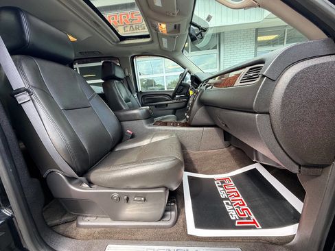 Used 2013 GMC Sierra 3500 Denali AWD/4WD image 37