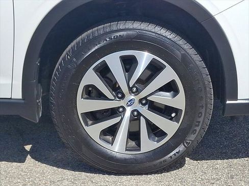 Used 2020 Subaru Outback Premium AWD/4WD image 9