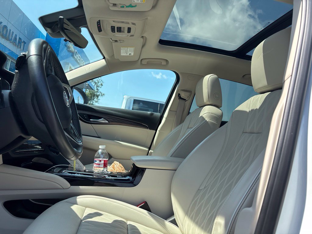 Certified 2023 Buick Envision Avenir AWD/4WD image 12