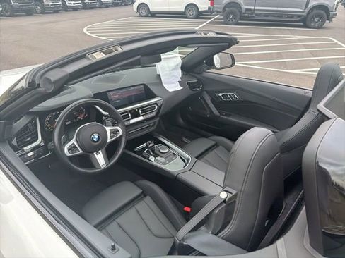 Used 2022 BMW Z4 M40i w/ Premium Package RWD image 16