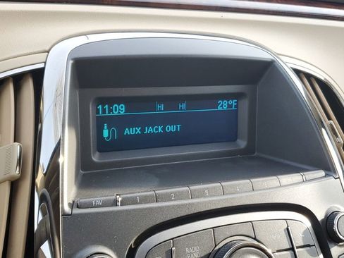 Used 2012 Buick LaCrosse Leather image 23