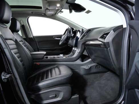 Certified 2024 Ford Edge SEL w/ Convenience Package image 10