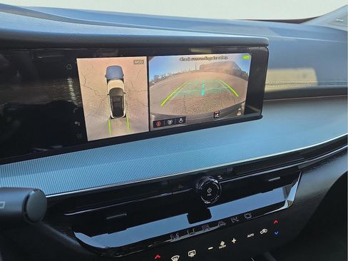 New 2026 Nissan Murano SL image 17