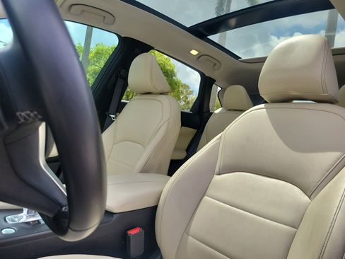 Used 2020 INFINITI QX50 Luxe FWD image 20
