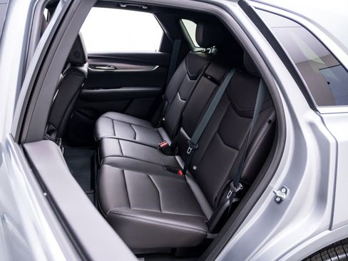 New 2026 Cadillac XT5 Luxury w/ LPO, Floor Liner Package AWD/4WD image 18