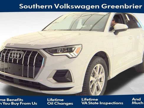 Used 2023 Audi Q3 2.0T Premium w/ Convenience Package AWD/4WD image 1