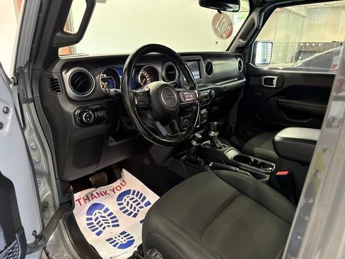Used 2021 Jeep Gladiator Sport AWD/4WD image 25
