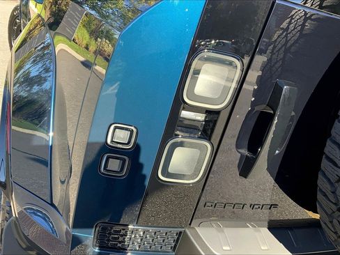 New 2026 Land Rover Defender 110 OCTA image 14