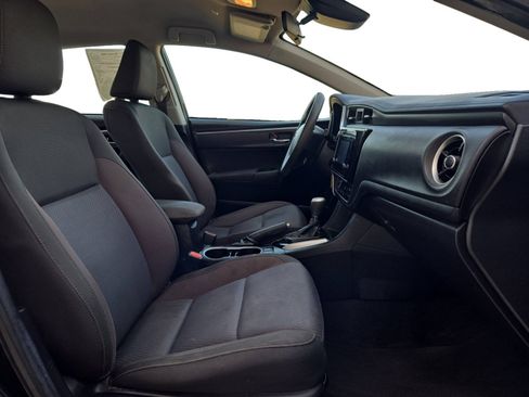 Used 2019 Toyota Corolla LE FWD image 24