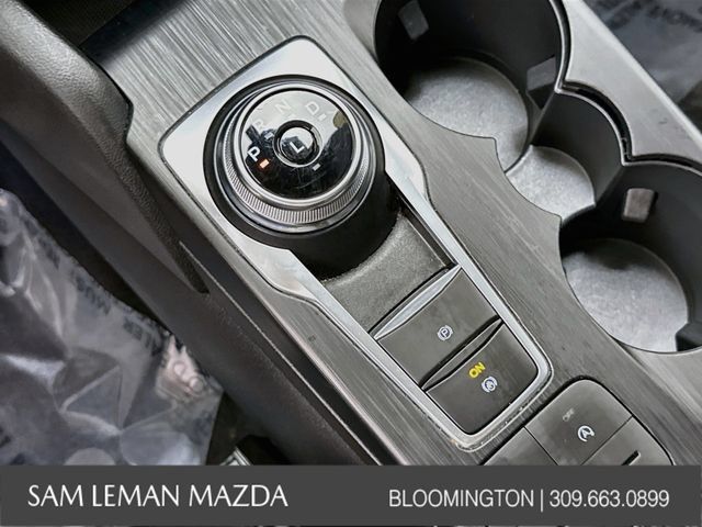 Used 2025 Ford Escape ST-Line FWD image 4