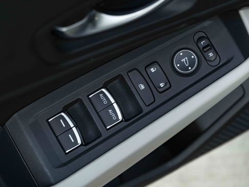 Used 2025 Honda Accord SE image 38