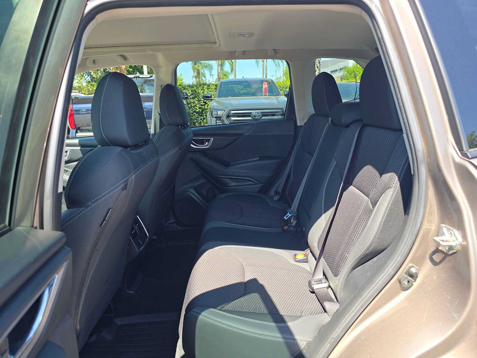 Used 2023 Subaru Forester Premium AWD/4WD image 16