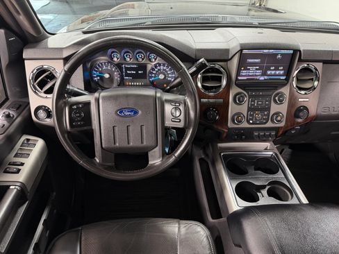 Used 2014 Ford F250 Lariat w/ Lariat Ultimate Package AWD/4WD image 24