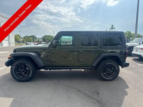 Used 2020 Jeep Wrangler Unlimited Sport AWD/4WD image 2