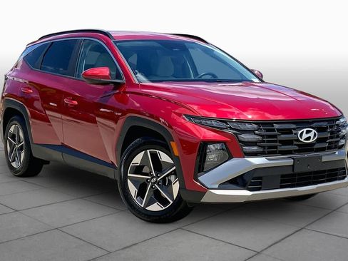 Used 2025 Hyundai Tucson SEL FWD image 3