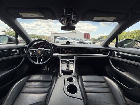 Used 2018 Porsche Panamera 4S AWD/4WD image 30