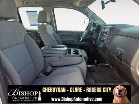 Used 2015 Chevrolet Silverado 2500 W/T w/ Snow Plow Prep Package image 25
