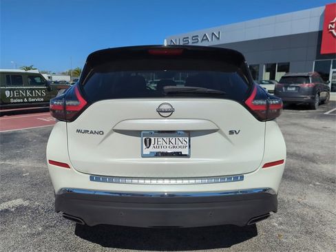 Certified 2024 Nissan Murano SV image 7