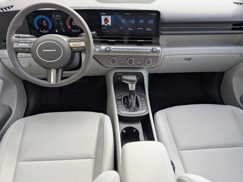 New 2026 Hyundai Kona SE image 14
