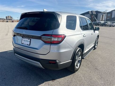 Used 2023 Honda Pilot EX-L image 13