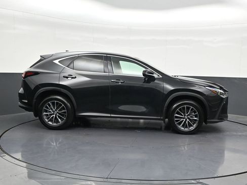 Used 2025 Lexus NX 250 FWD w/ Accessory Package (K3) image 7