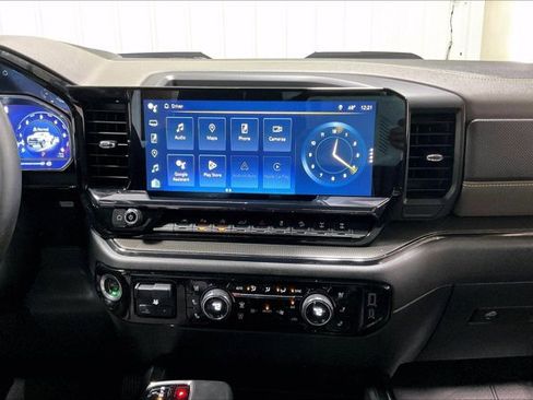 Used 2023 Chevrolet Silverado 1500 ZR2 image 6