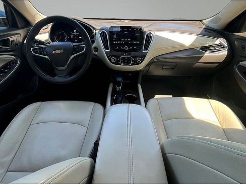 Used 2024 Chevrolet Malibu LT FWD image 8