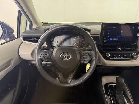 Used 2023 Toyota Corolla LE FWD image 21
