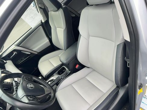 Used 2018 Toyota RAV4 Limited w/ Advanced Technology Package AWD/4WD image 14