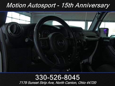 Used 2018 Jeep Wrangler Unlimited Sport S AWD/4WD image 15