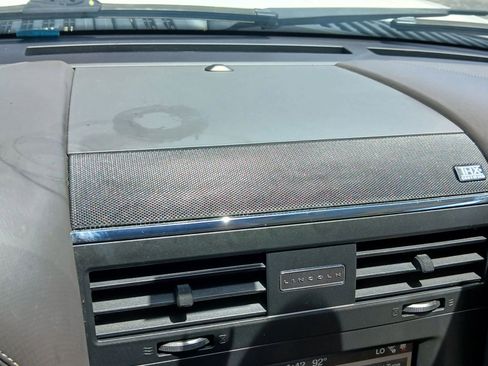 Used 2017 Lincoln Navigator L Reserve image 39