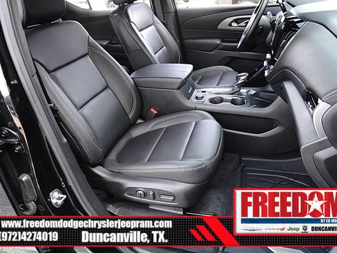 Used 2023 Chevrolet Traverse LT w/ LPO, Floor Liner Package AWD/4WD image 16