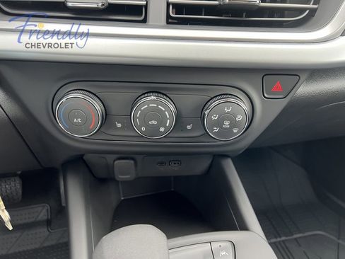 New 2026 Chevrolet Trax LS w/ LS Convenience Package FWD image 8