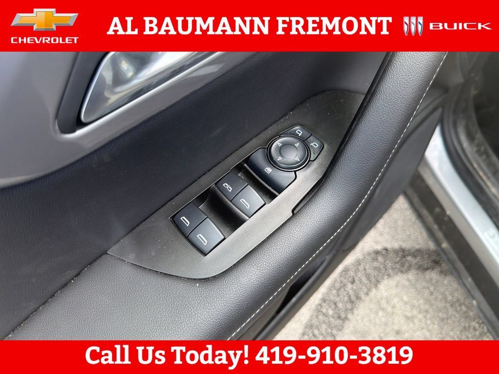 Used 2024 Chevrolet Blazer LT w/ Convenience Package FWD image 11