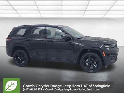 Used 2023 Jeep Grand Cherokee Altitude